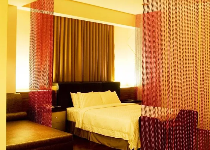 Hip Spa Motel